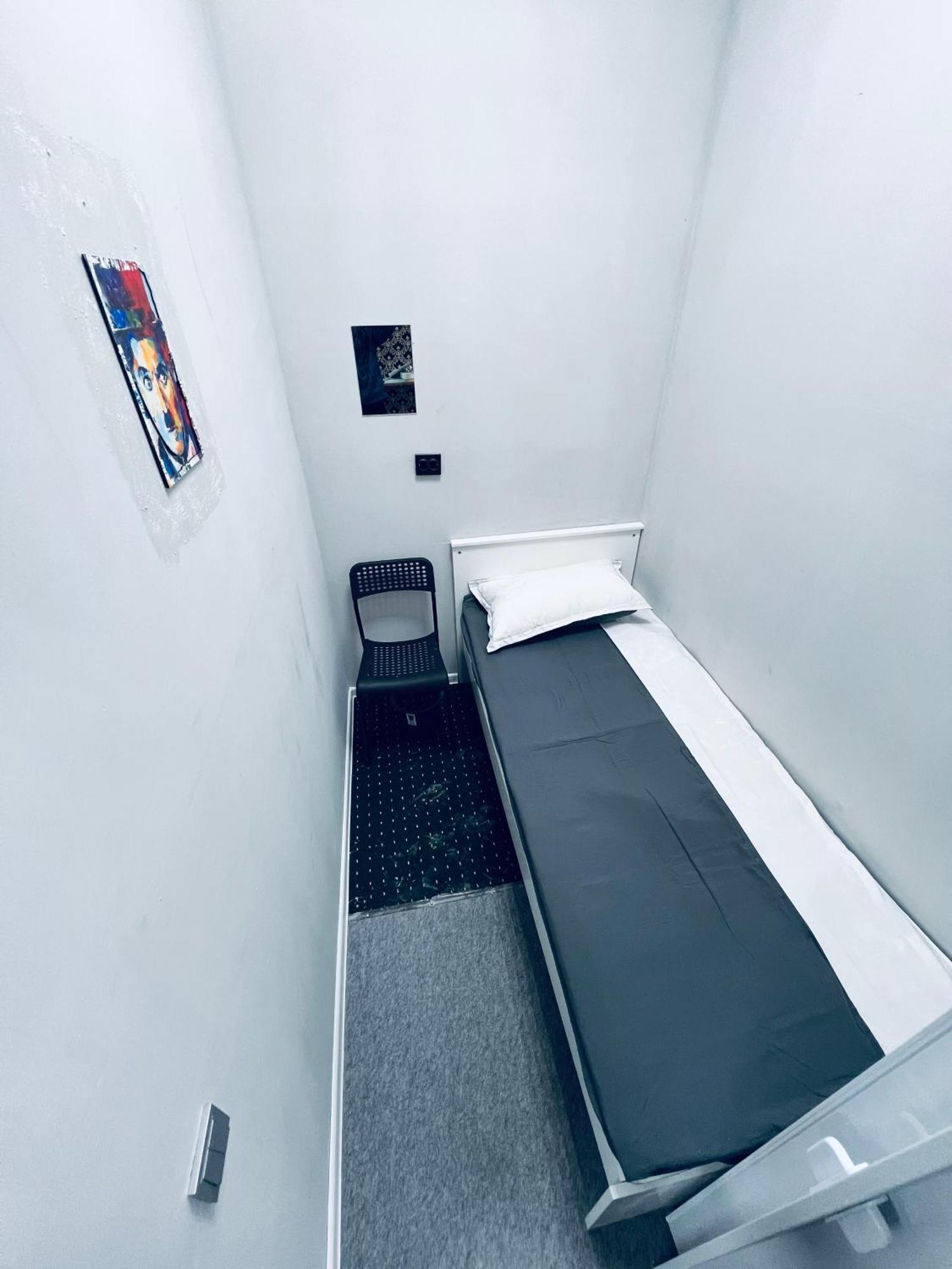 Center Capsule Hotel Almaty Exterior photo