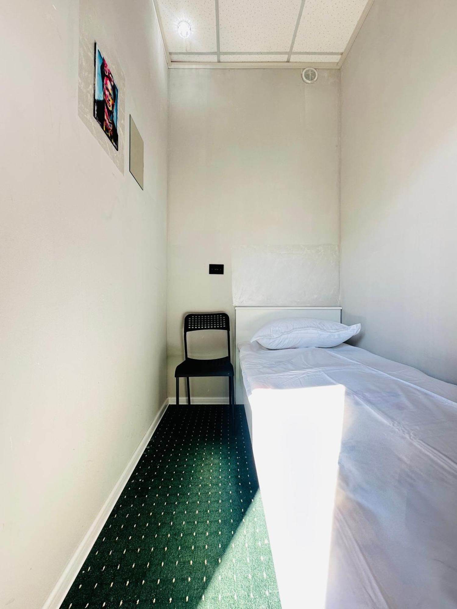 Center Capsule Hotel Almaty Exterior photo